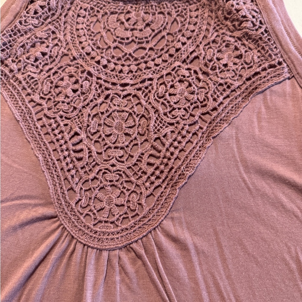 Maurices Women's Size 0X Sleeveless Crochet Detail Top - Purple‎ - Picture 2 of 6
